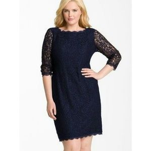 Adrianna Papell Black Lace Dress Lined